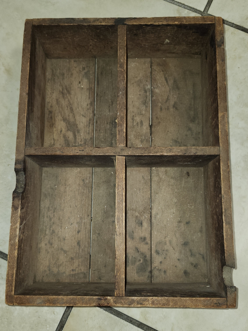 OLD VINTAGE HANDMADE WOOD STORAGE TOOL Crate ORGANIZER TRAY Shelf
